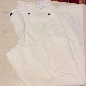 Maurices White Jeggings Size 20 Regular Length